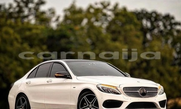 Acheter Occasion Voiture Mercedes-Benz C–Class Blanc à Abuja, État de Lagos Acheter Occasion Voiture Mercedes-Benz C–Class Blanc à Abuja, État de Lagos