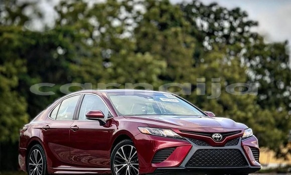 Acheter Occasion Voiture Toyota Camry Rouge à Abuja, État de Lagos Acheter Occasion Voiture Toyota Camry Rouge à Abuja, État de Lagos