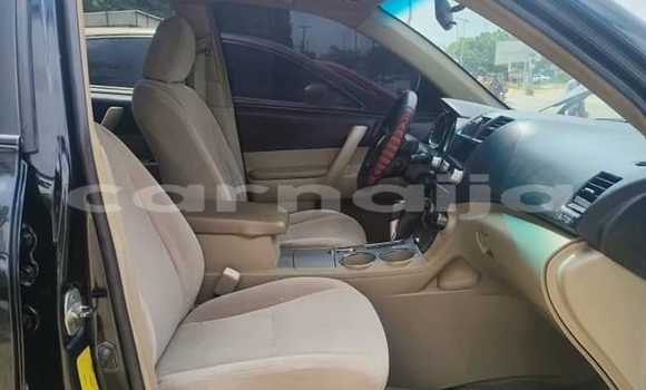 Acheter Occasion Voiture Toyota Highlander Noir à Abak, État d'Akwa Ibom Acheter Occasion Voiture Toyota Highlander Noir à Abak, État d'Akwa Ibom