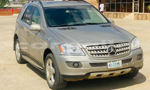 Acheter Occasion Voiture Mercedes-Benz ML–Class Autre à Abagana, État d'Anambra Acheter Occasion Voiture Mercedes-Benz ML–Class Autre à Abagana, État d'Anambra