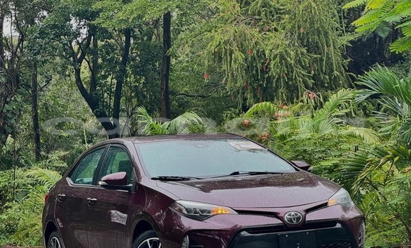 Acheter Occasion Voiture Toyota Corolla Rouge à Abuja, État de Lagos Acheter Occasion Voiture Toyota Corolla Rouge à Abuja, État de Lagos