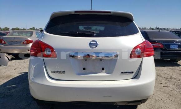 Acheter Neuf Voiture Nissan Rogue Blanc à Badagry, État de Lagos Acheter Neuf Voiture Nissan Rogue Blanc à Badagry, État de Lagos