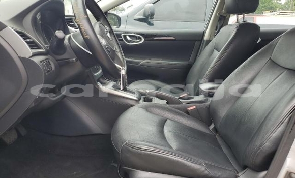 Acheter Neuf Voiture Nissan Sentra Gris à Badagry, État de Lagos Acheter Neuf Voiture Nissan Sentra Gris à Badagry, État de Lagos