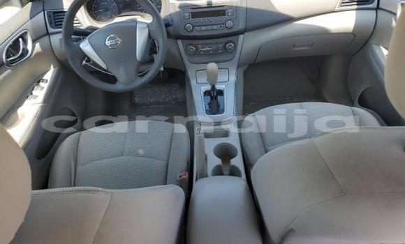 Acheter Neuf Voiture Nissan Sentra Rouge à Badagry, État de Lagos Acheter Neuf Voiture Nissan Sentra Rouge à Badagry, État de Lagos