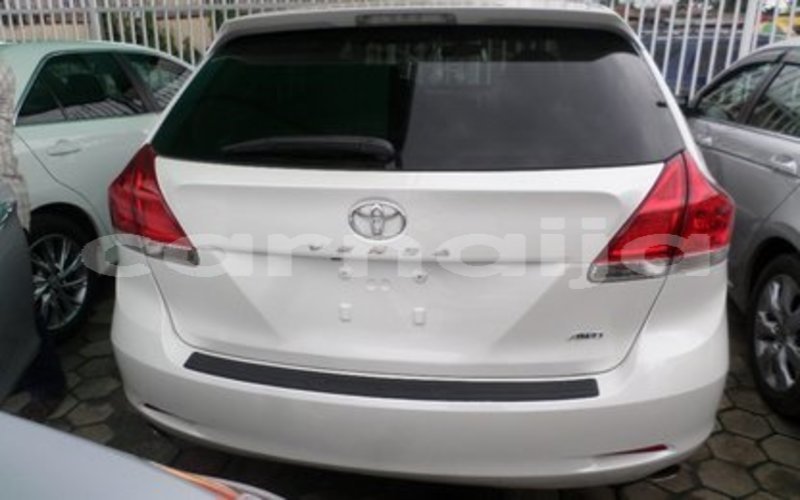 Big with watermark toyota venza 2013 98e2f641c591c5558250ab083c43f23a