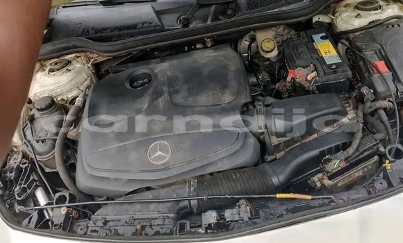 Acheter Occasion Voiture Mercedes-Benz C-klasse Blanc à Abudu, Edo Acheter Occasion Voiture Mercedes-Benz C-klasse Blanc à Abudu, Edo