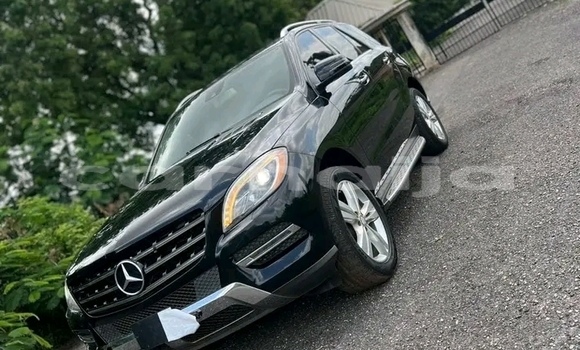 Acheter Occasion Voiture Mercedes-Benz ML–Class Noir à Abuja, État de Lagos Acheter Occasion Voiture Mercedes-Benz ML–Class Noir à Abuja, État de Lagos