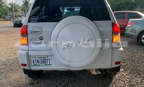 Buy Used Toyota RAV4 White Car in Abuja in Lagos State