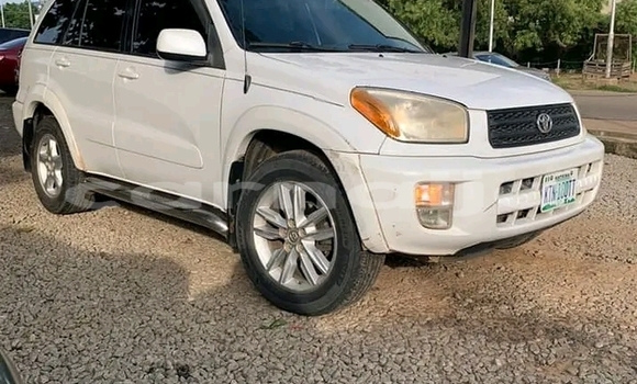 Buy Used Toyota RAV4 White Car in Abuja in Lagos State Buy Used Toyota RAV4 White Car in Abuja in Lagos State