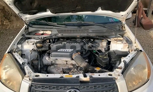 Buy Used Toyota RAV4 White Car in Abuja in Lagos State Buy Used Toyota RAV4 White Car in Abuja in Lagos State