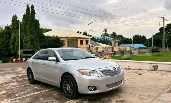 Buy Used Toyota Camry White Car in Abuja in Lagos State Buy Used Toyota Camry White Car in Abuja in Lagos State