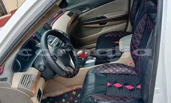 Acheter Occasion Voiture Honda Accord Blanc à Abakaliki, État d'Ebonyi Acheter Occasion Voiture Honda Accord Blanc à Abakaliki, État d'Ebonyi