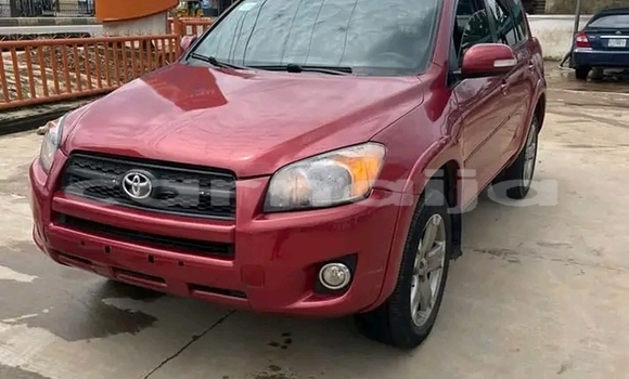 Acheter Occasion Voiture Toyota RAV4 Rouge à Abigi, État d'Ogun Acheter Occasion Voiture Toyota RAV4 Rouge à Abigi, État d'Ogun