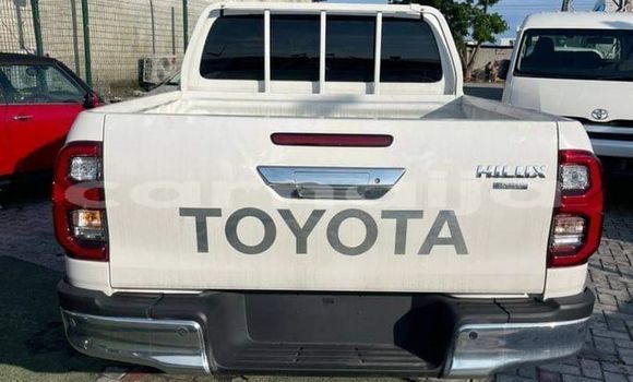 Acheter Occasion Voiture Toyota Hilux Blanc à Abak, État d'Akwa Ibom Acheter Occasion Voiture Toyota Hilux Blanc à Abak, État d'Akwa Ibom