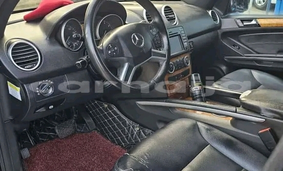 Acheter Occasion Voiture Mercedes-Benz M–Class Noir à Abuja, État de Lagos Acheter Occasion Voiture Mercedes-Benz M–Class Noir à Abuja, État de Lagos
