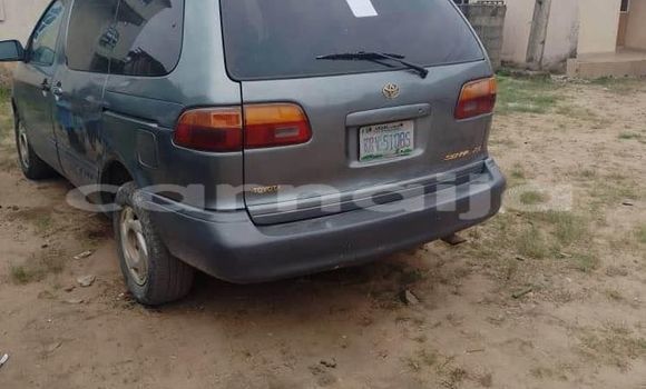 Acheter Occasion Voiture Toyota Sienna Autre à Abagana, État d'Anambra Acheter Occasion Voiture Toyota Sienna Autre à Abagana, État d'Anambra