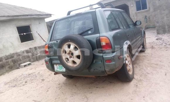 Acheter Occasion Voiture Toyota RAV4 Noir à Abuja, État de Lagos Acheter Occasion Voiture Toyota RAV4 Noir à Abuja, État de Lagos