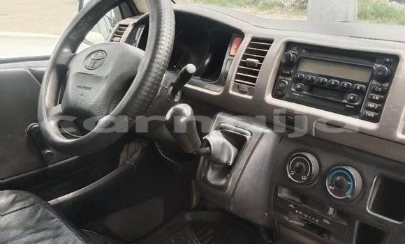 Acheter Occasion Voiture Hummer H1 Blanc à Abak, État d'Akwa Ibom Acheter Occasion Voiture Hummer H1 Blanc à Abak, État d'Akwa Ibom