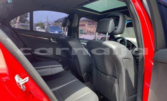 Acheter Occasion Voiture Mercedes-Benz C–Class Rouge à Abuja, État de Lagos Acheter Occasion Voiture Mercedes-Benz C–Class Rouge à Abuja, État de Lagos