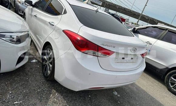 Buy Used Hyundai Elantra White Car in Abuja in Lagos State Buy Used Hyundai Elantra White Car in Abuja in Lagos State
