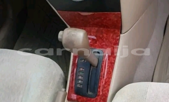 Buy Used Toyota Corolla White Car in Abuja in Lagos State