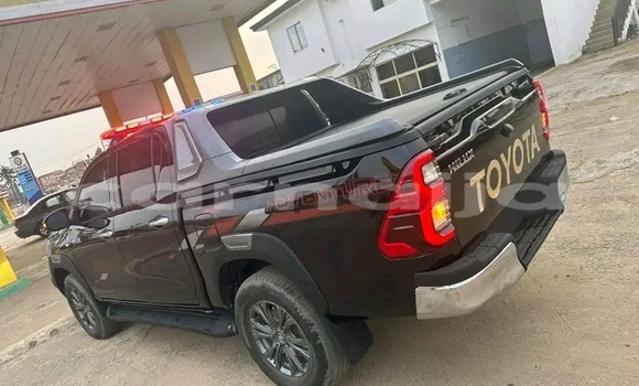 Acheter Occasion Voiture Toyota Hilux Noir à Abuja, État de Lagos Acheter Occasion Voiture Toyota Hilux Noir à Abuja, État de Lagos