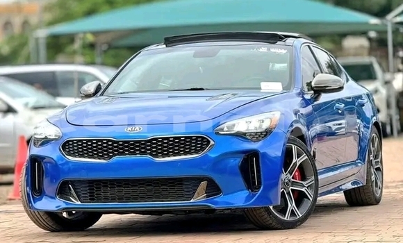 Acheter Occasion Voiture Mercedes-Benz C–Class Bleu à Abuja, État de Lagos Acheter Occasion Voiture Mercedes-Benz C–Class Bleu à Abuja, État de Lagos