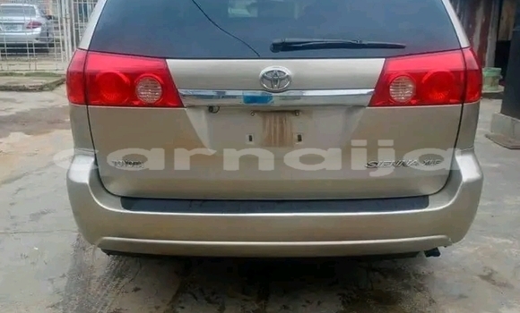 Buy Used Toyota Sienna Other Car in Abuja in Lagos State Buy Used Toyota Sienna Other Car in Abuja in Lagos State