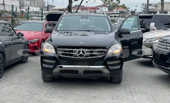 Acheter Occasion Voiture Mercedes-Benz AMG GLC Noir à Abuja, État de Lagos Acheter Occasion Voiture Mercedes-Benz AMG GLC Noir à Abuja, État de Lagos