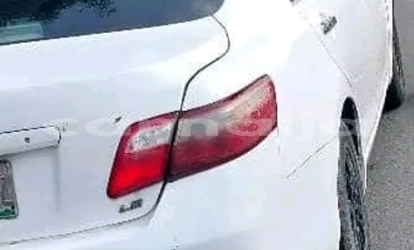 Acheter Occasion Voiture Toyota Camry Blanc à Abuja, État de Lagos Acheter Occasion Voiture Toyota Camry Blanc à Abuja, État de Lagos