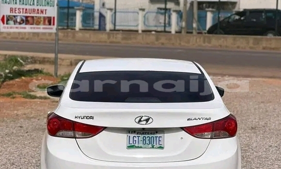 Buy Used Hyundai Elantra White Car in Abat in Akwa Ibom State Buy Used Hyundai Elantra White Car in Abat in Akwa Ibom State