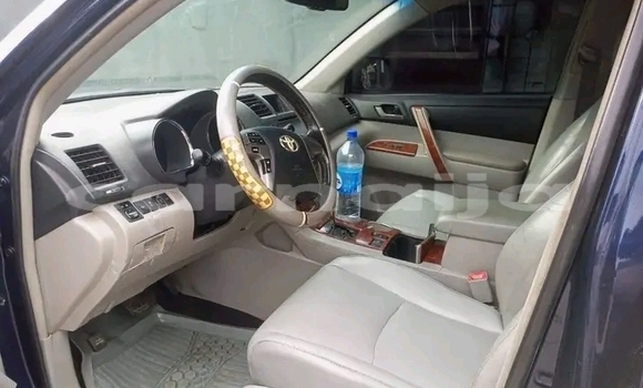 Acheter Occasion Voiture Toyota Highlander Noir à Abakaliki, État d'Ebonyi Acheter Occasion Voiture Toyota Highlander Noir à Abakaliki, État d'Ebonyi