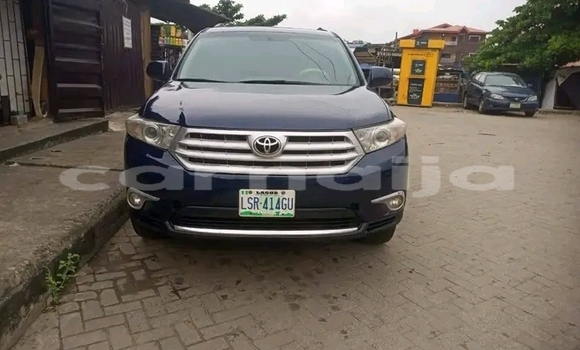 Acheter Occasion Voiture Toyota Highlander Noir à Abakaliki, État d'Ebonyi Acheter Occasion Voiture Toyota Highlander Noir à Abakaliki, État d'Ebonyi