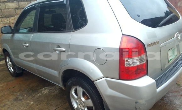Buy Used Hyundai Tucson Silver Car in Ile–Ife in Osun State Buy Used Hyundai Tucson Silver Car in Ile–Ife in Osun State