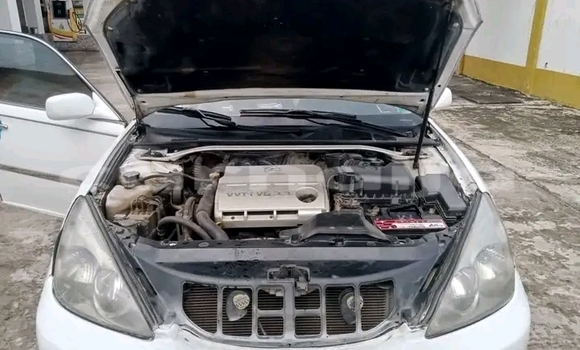 Buy Used Lexus ES 300 White Car in Abakaliki in Ebonyi State