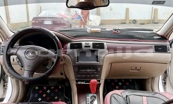 Acheter Occasion Voiture Lexus ES 300 Blanc à Abakaliki, État d'Ebonyi Acheter Occasion Voiture Lexus ES 300 Blanc à Abakaliki, État d'Ebonyi