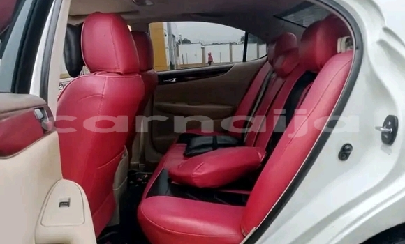 Acheter Occasion Voiture Lexus ES 300 Blanc à Abakaliki, État d'Ebonyi Acheter Occasion Voiture Lexus ES 300 Blanc à Abakaliki, État d'Ebonyi