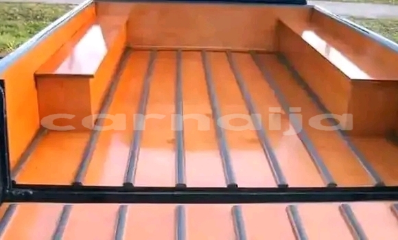 Acheter Occasion Voiture Peugeot 504 Noir à Abuja, État de Lagos Acheter Occasion Voiture Peugeot 504 Noir à Abuja, État de Lagos