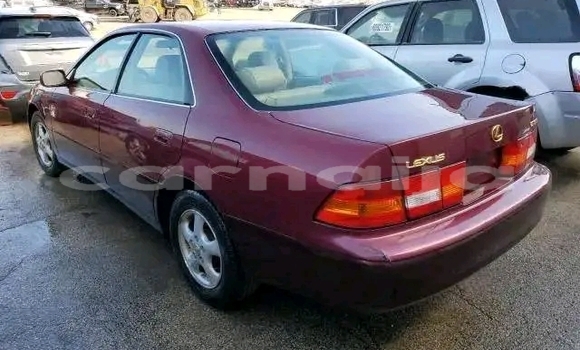 Acheter Occasion Voiture Lexus ES 300 Rouge à Abuja, État de Lagos Acheter Occasion Voiture Lexus ES 300 Rouge à Abuja, État de Lagos