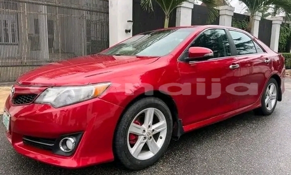 Acheter Occasion Voiture Toyota Camry Rouge à Abuja, État de Lagos Acheter Occasion Voiture Toyota Camry Rouge à Abuja, État de Lagos