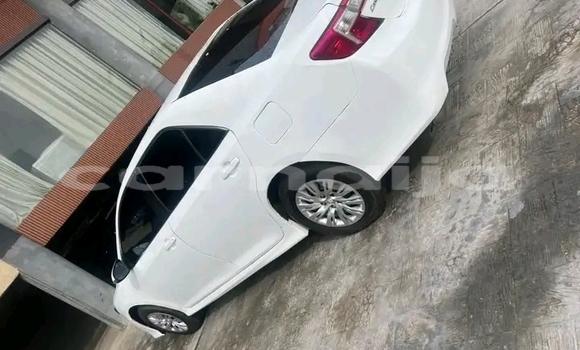 Acheter Occasion Voiture Toyota Camry Blanc à Abuja, État de Lagos Acheter Occasion Voiture Toyota Camry Blanc à Abuja, État de Lagos