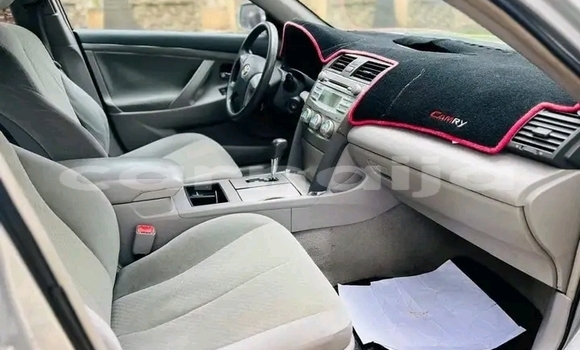 Acheter Occasion Voiture Toyota Camry Blanc à Abuja, État de Lagos Acheter Occasion Voiture Toyota Camry Blanc à Abuja, État de Lagos