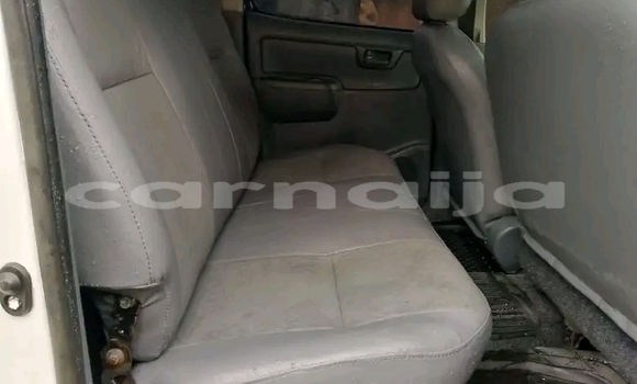 Acheter Occasion Voiture Toyota Hilux Blanc à Abuja, État de Lagos Acheter Occasion Voiture Toyota Hilux Blanc à Abuja, État de Lagos