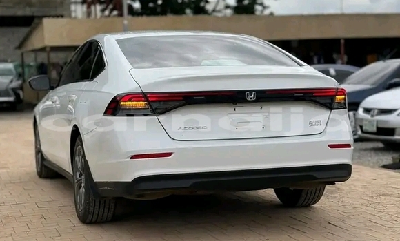 Acheter Occasion Voiture Honda Accord Blanc à Abuja, État de Lagos Acheter Occasion Voiture Honda Accord Blanc à Abuja, État de Lagos