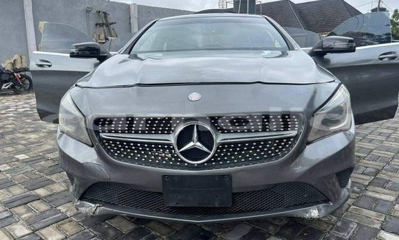 Acheter Occasion Voiture Mercedes-Benz 190–Series Autre à Lagos, État de Lagos Acheter Occasion Voiture Mercedes-Benz 190–Series Autre à Lagos, État de Lagos