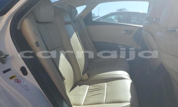 Buy New Toyota Avalon White Car in Lagos in Lagos State Buy New Toyota Avalon White Car in Lagos in Lagos State