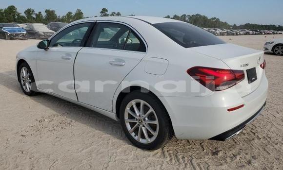 Acheter Neuf Voiture Mercedes-Benz A–Class Blanc à Lagos, État de Lagos Acheter Neuf Voiture Mercedes-Benz A–Class Blanc à Lagos, État de Lagos