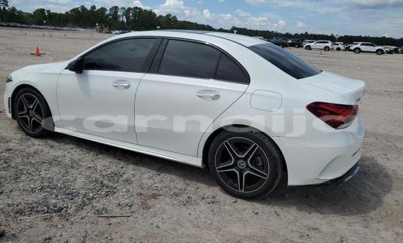 Acheter Neuf Voiture Mercedes-Benz A–Class Blanc à Badagry, État de Lagos Acheter Neuf Voiture Mercedes-Benz A–Class Blanc à Badagry, État de Lagos