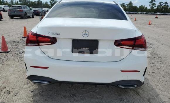 Acheter Neuf Voiture Mercedes-Benz A–Class Blanc à Badagry, État de Lagos Acheter Neuf Voiture Mercedes-Benz A–Class Blanc à Badagry, État de Lagos