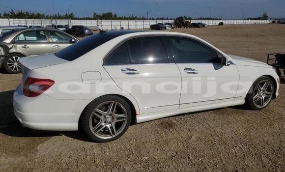 Buy New Mercedes-Benz C–Class White Car in Badagry in Lagos State Buy New Mercedes-Benz C–Class White Car in Badagry in Lagos State
